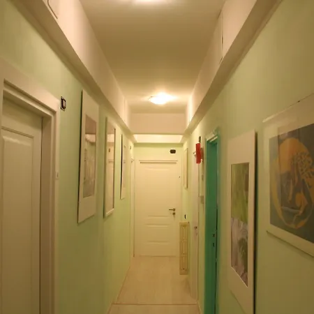 Colosseoinn فندق مبيت وإفطار