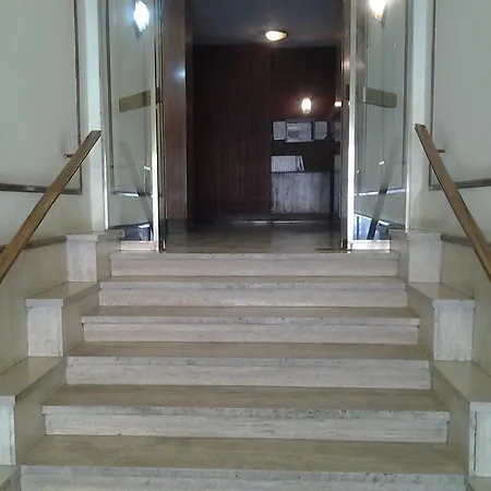 Colosseoinn 3* روما